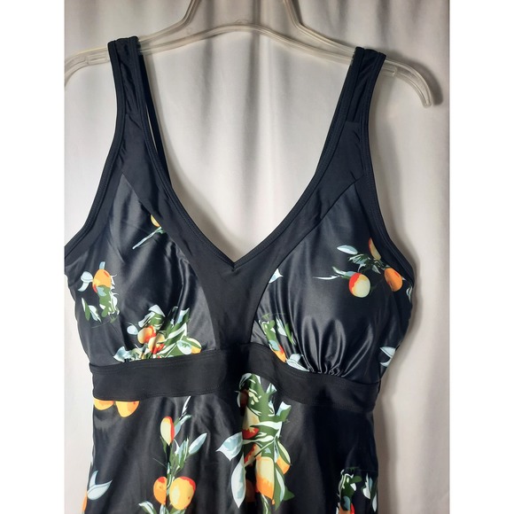 One Piece Skirted Swimsuit Black with Orange Fruit Print XXL - Picture 7 of 13